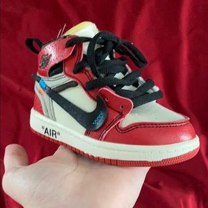 Off white Jordan 1 keychain